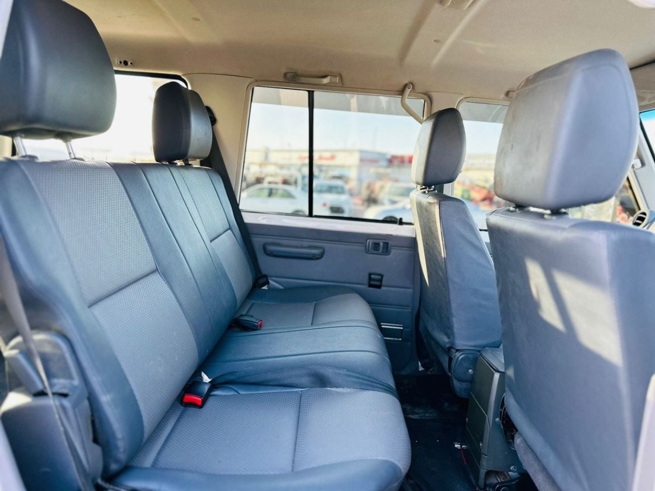 Toyota Land Cruiser 70 LC76 HT SWB Toyota Land Cruiser hardtop 2015 full options 5 door