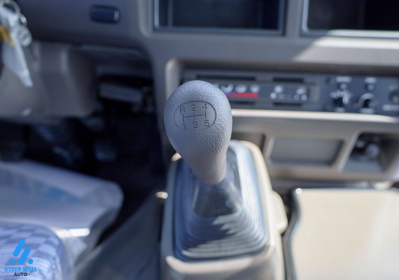 ميتسوبيشي روزا 30-STR – Most reliable and Best Selling 4.2L-4D33 Engine Smooth Transmissions