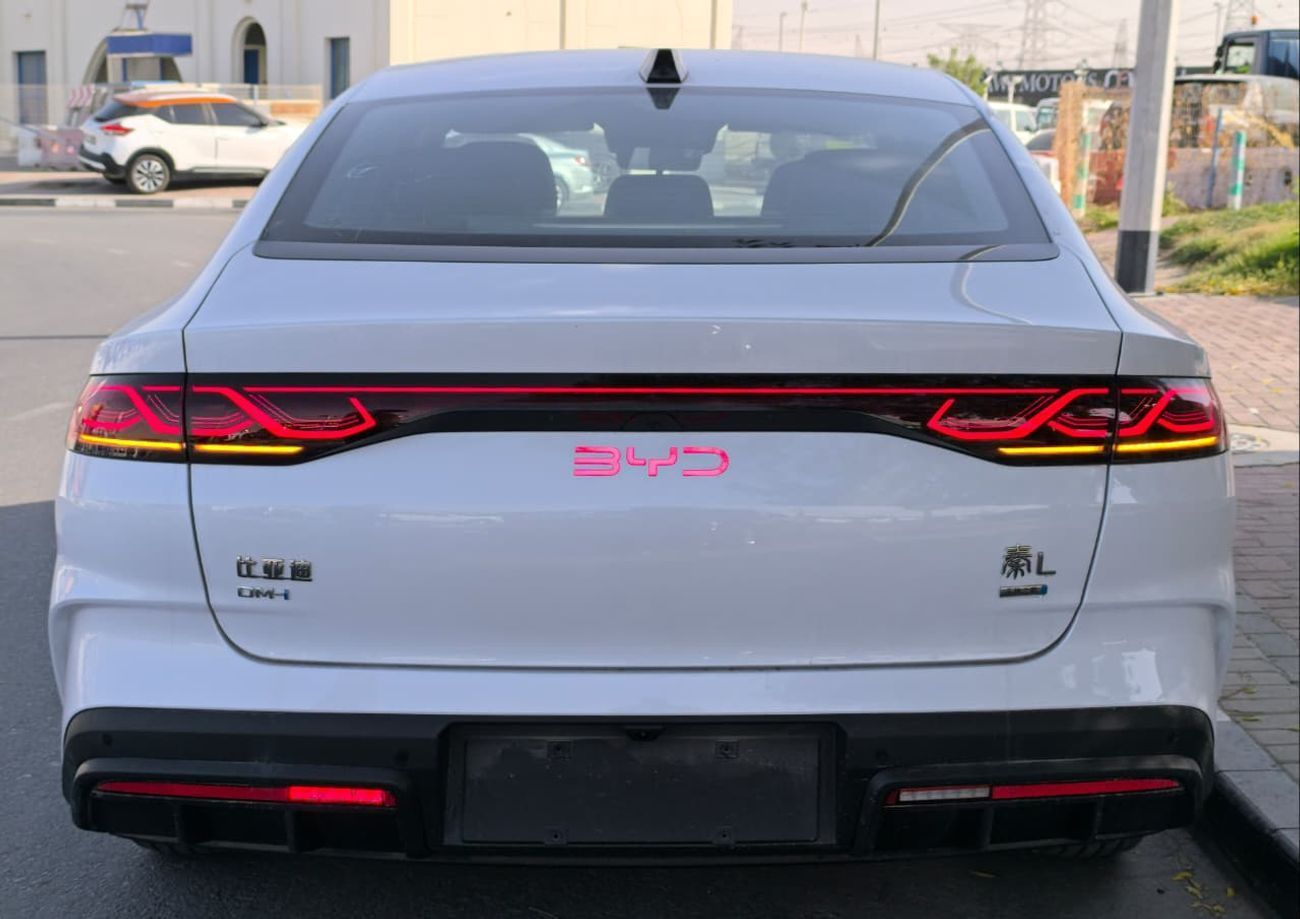 BYD Qin L DM-i DM-i (Plug In Hybrid) EV range 80km with Smart Drive Brand New Car 2025
