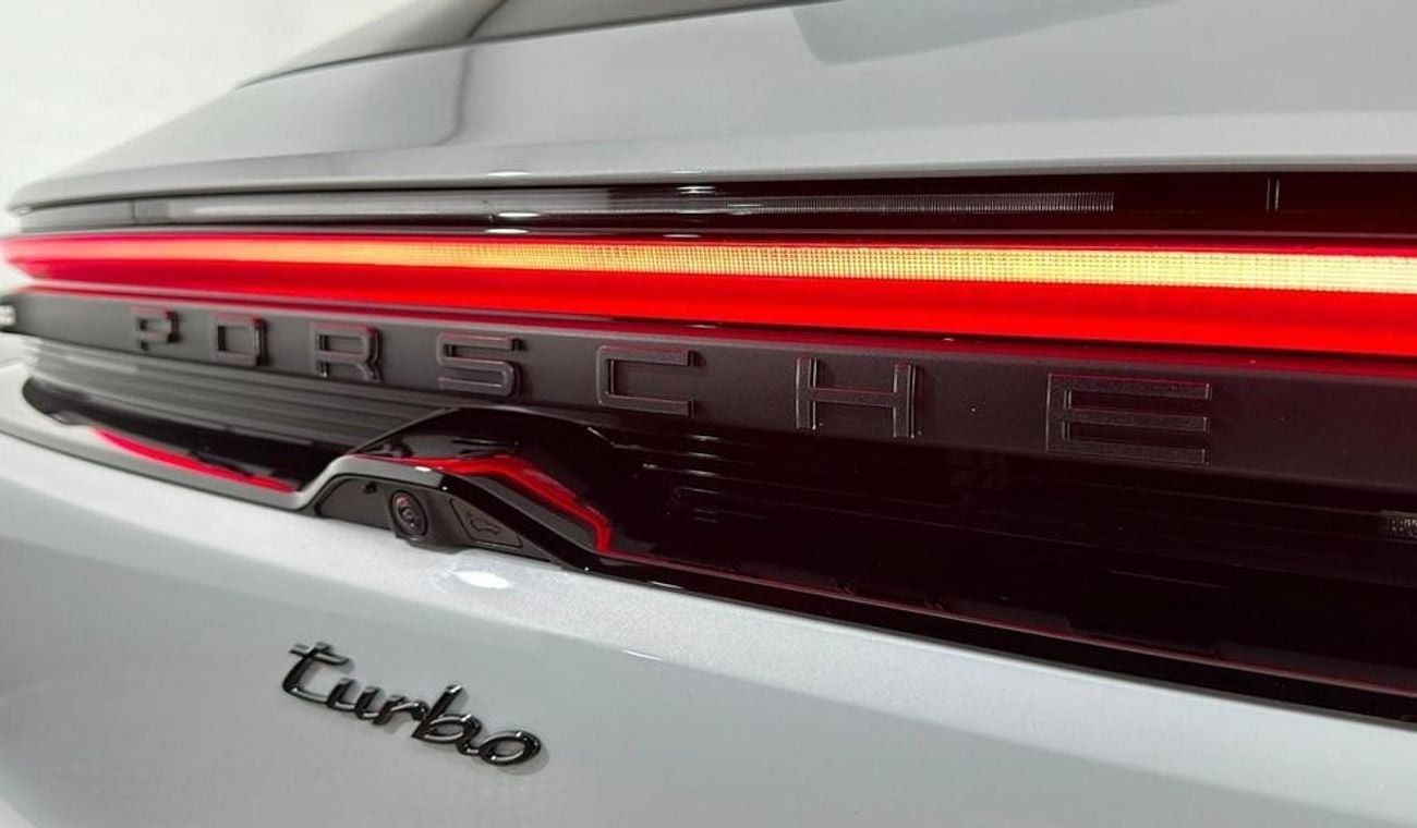 Porsche Macan Electric Estate 470kW Turbo RIGHT HAND DRIVE