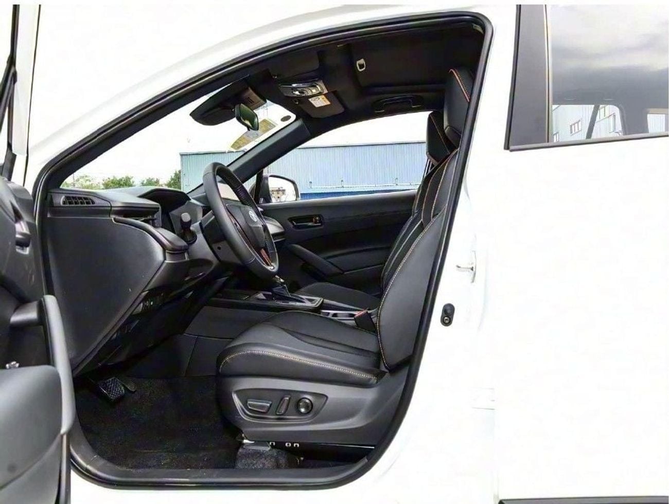 تويوتا كورولا كروس GLI TOYOTA COROLLA CROSS ELITE EDITION - 2.0L - HYB - AT - 2026 MY