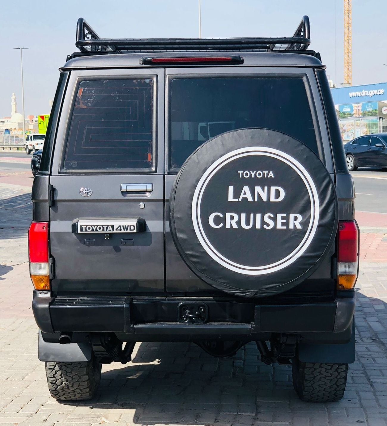 تويوتا لاند كروزر 70 LC76 RHD 1HZ 4.2L V6 Diesel Engine Manual Gear 4WD 7 Seats 5 Doors