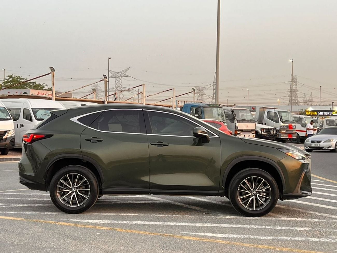 Lexus NX250 PREMIUM (NON GCC) 2024 Lexus NX250 MidOption 2.5L V4 FWD- Rear Camera & Sensor - Leather Seat - Auto Trunk