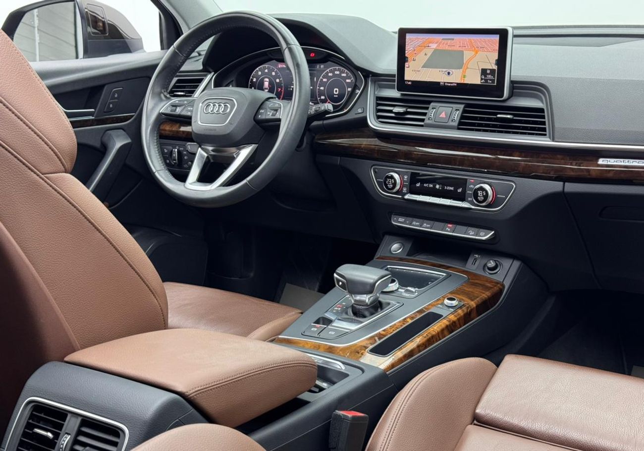 أودي Q5 45 TFSI Quattro S Line 2.0L (252 HP) 2018 AUDI Q5 S-Line 45TFSI Quattro, Warranty, Full Service Hist