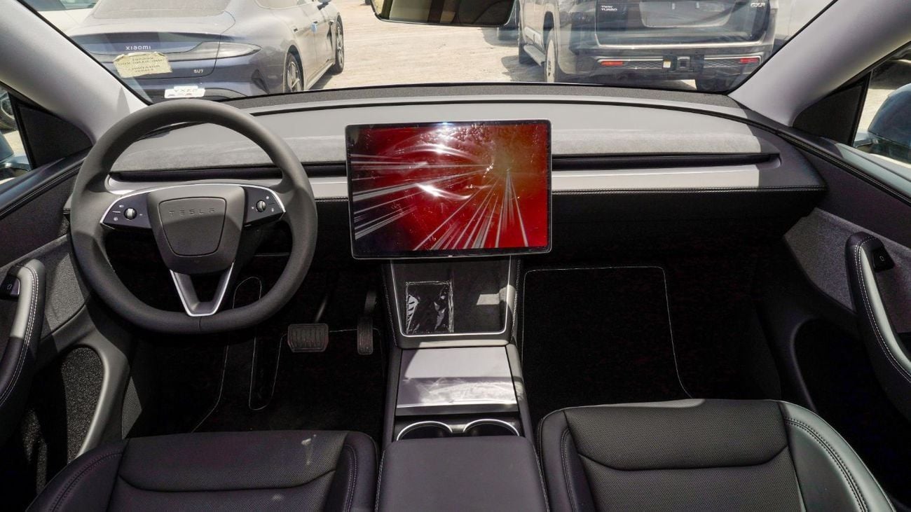 Tesla Model Y Real-Wheel Drive || Standard Range