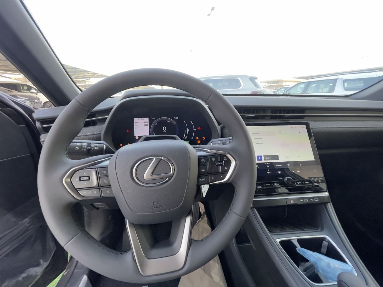 لكزس LBX PREMIUM هجين