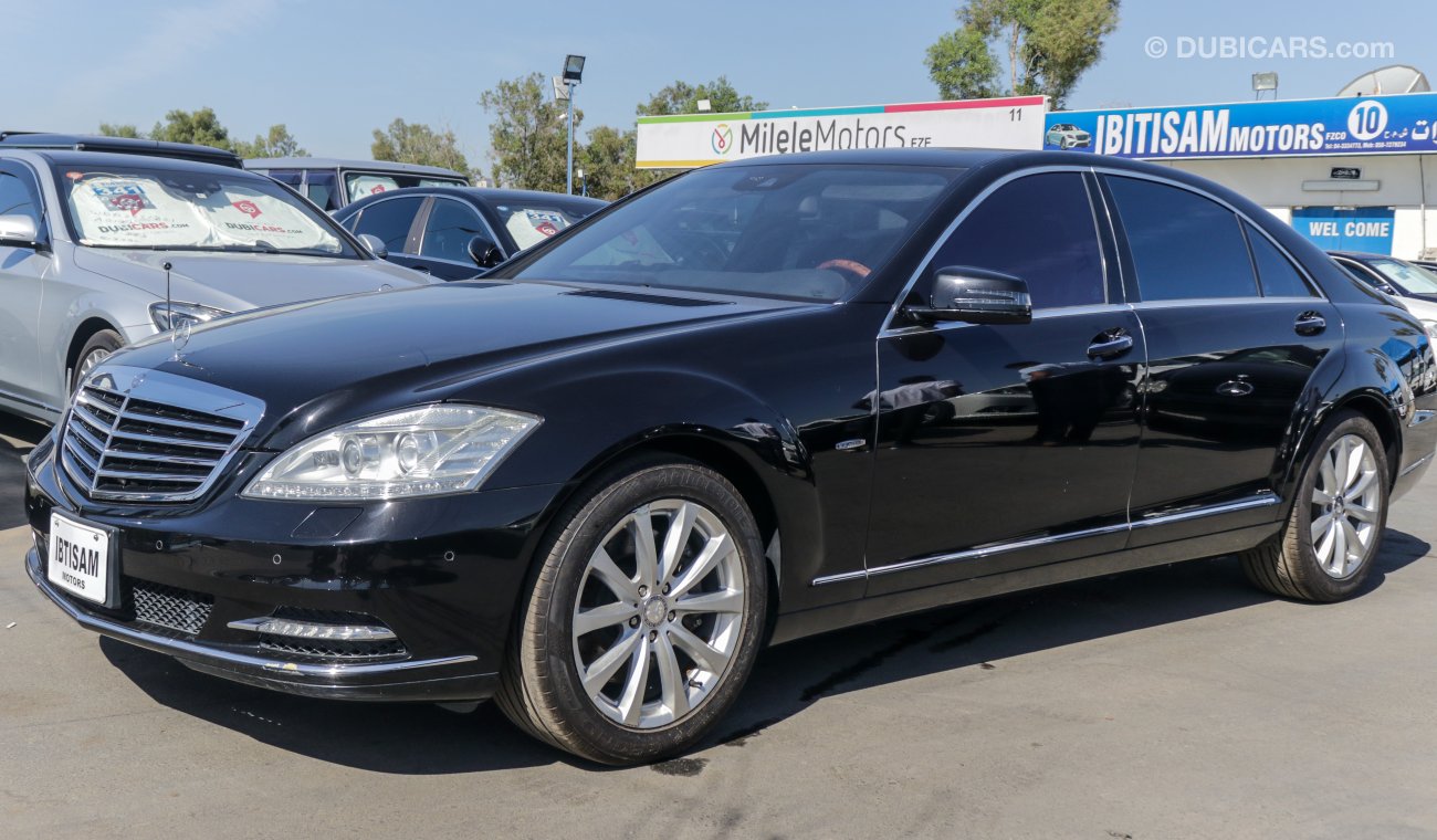 مرسيدس بنز S 550