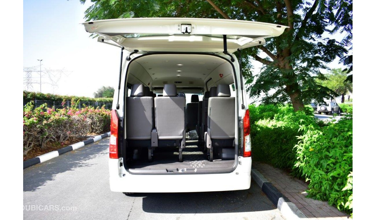 Toyota Hiace 13-Seater 2.8l Turbo Diesel Manual Transmission