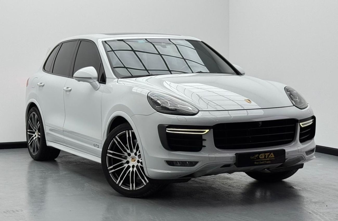 Porsche Cayenne GTS 3.6L 2016 Porsche Cayenne GTS, Full Service History, Excellent Condition, GCC