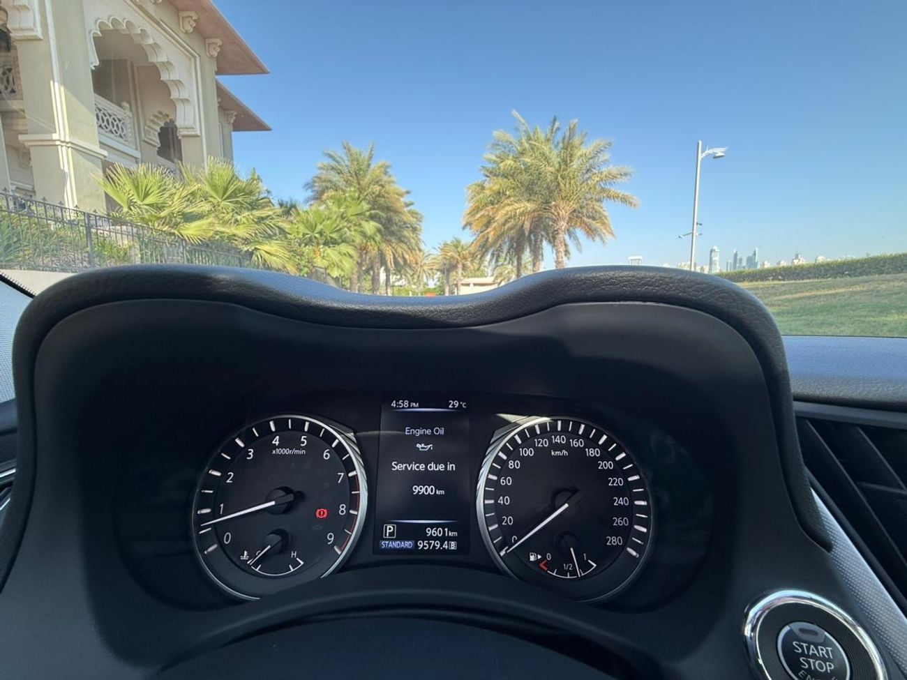 Infiniti Q50 LUXE