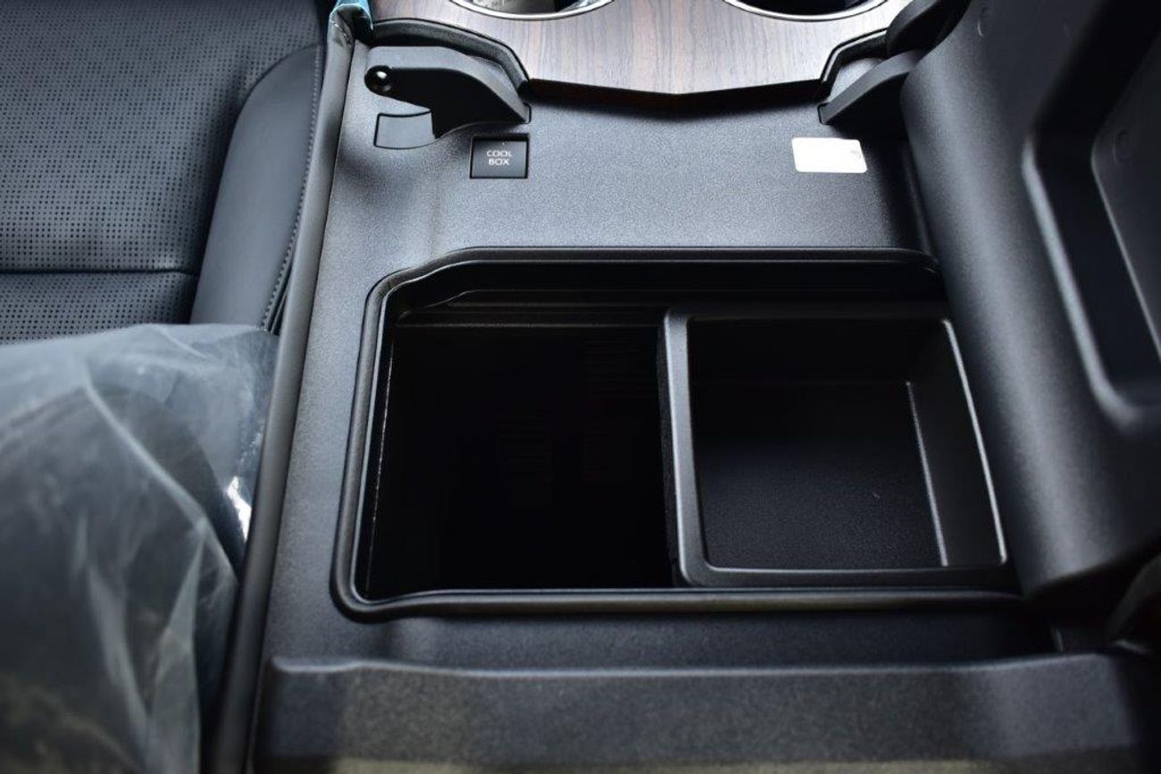 تويوتا لاند كروزر 2025 MODEL TOYOTA LAND CRUISER 300 VX V6 3.5L PETROL 4WD 7-SEATER AUTOMATIC