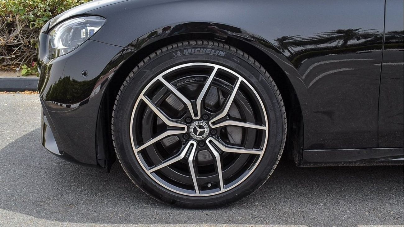 Mercedes-Benz E300 Mercedes E300 AMG II 2023 II FULLY LOADED