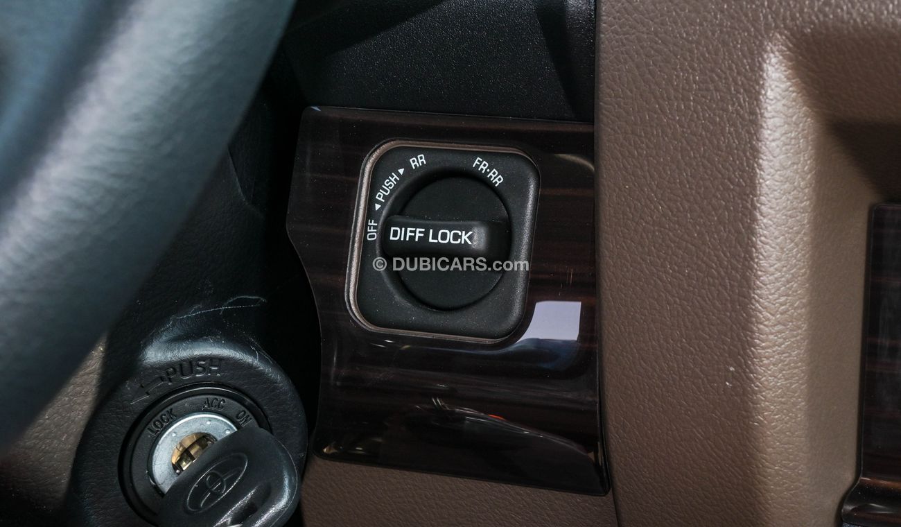 Toyota Land Cruiser 70 LC76 4.0L YM 2024 Full option