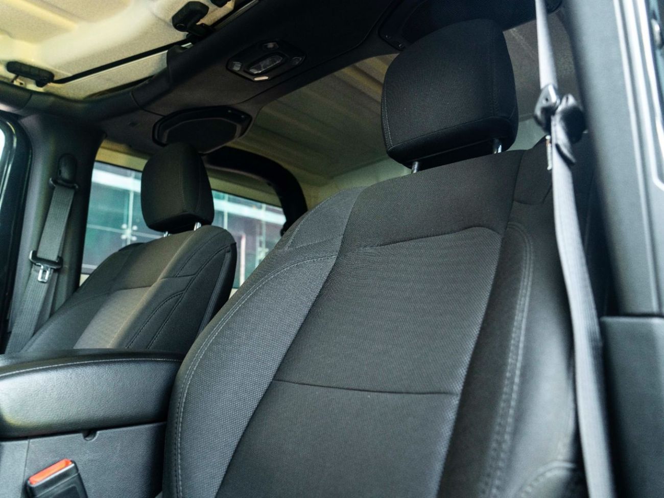 جيب رانجلر Sport 3.6L A/T (4 Seater)