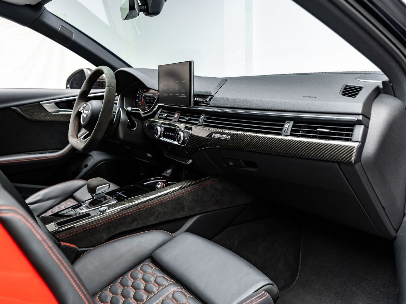 أودي RS4 Title - The BEST Ramadan offer in the UAE - Limited Time Only! 2023 Audi RS4, 2028 Audi Warranty + S