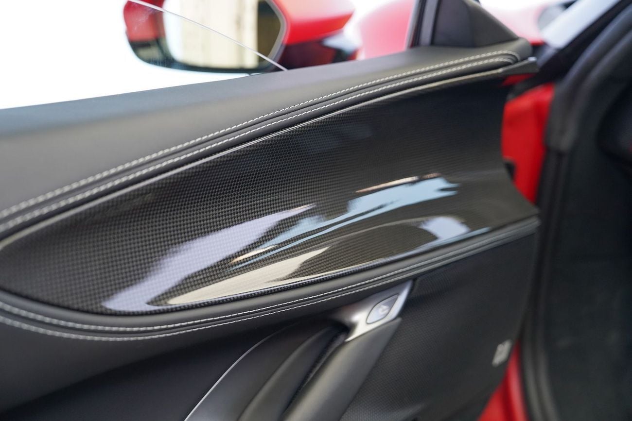 فيراري SF90 سبيدر