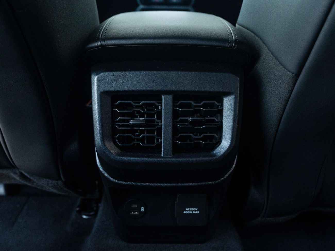 Ford Ranger Raptor AED 3,617 PM • RANGER RAPTOR • ONLY 15,000 KM’S • OFFICIAL FORD WARRANTY AND SERVICE PLAN UNTIL 2028