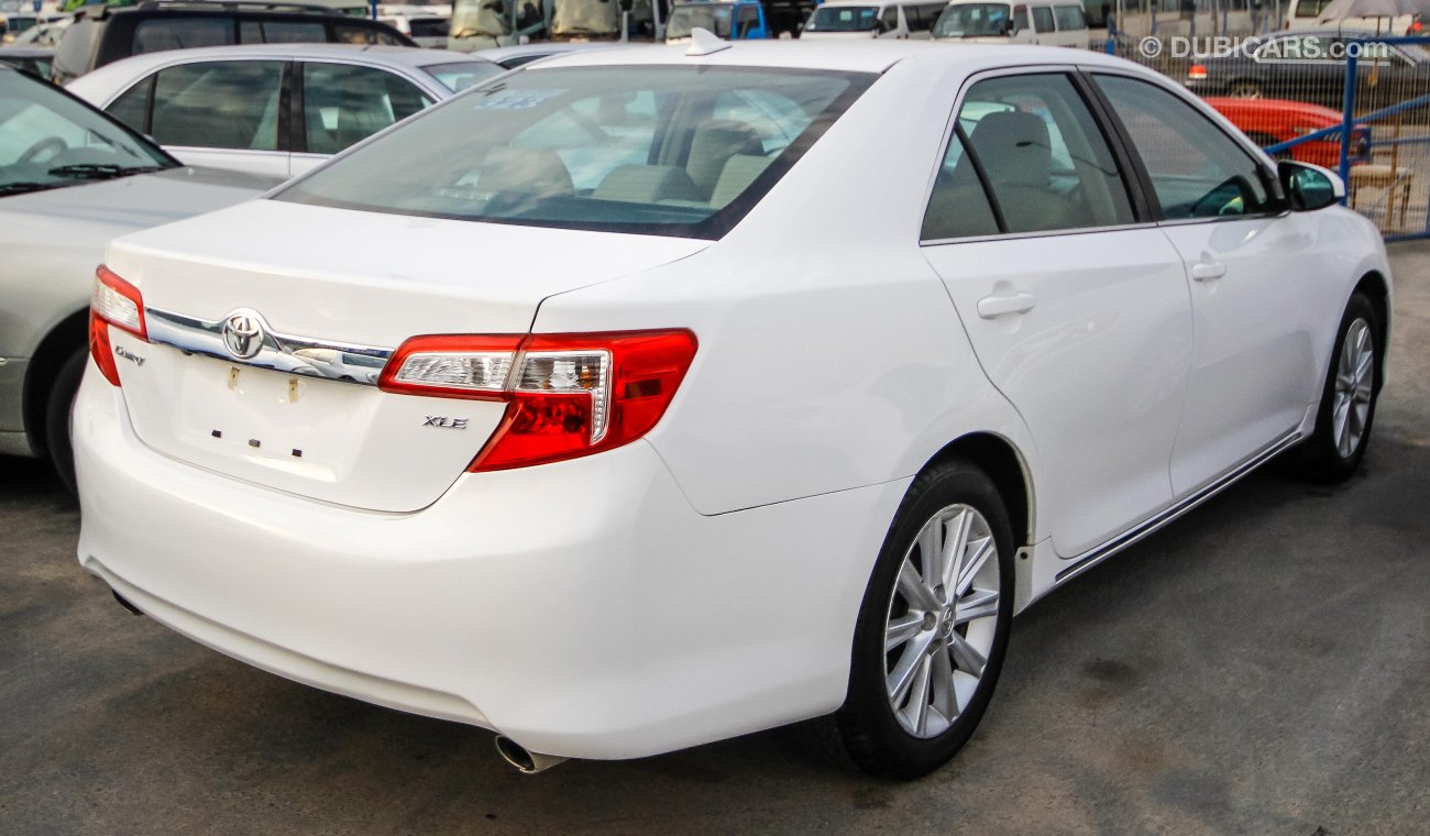 Toyota Camry XLE