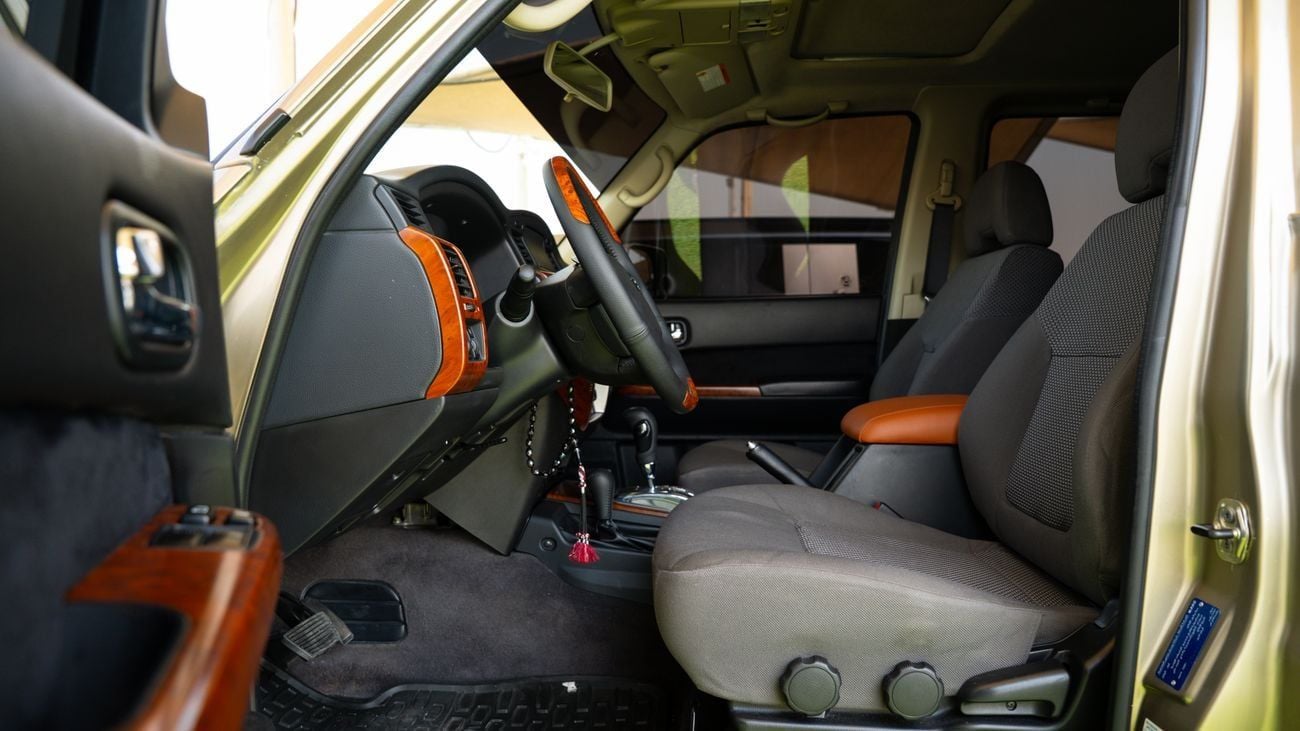 Nissan Patrol HT Safari 4.8L A/T (7 Seater) (5 Door)