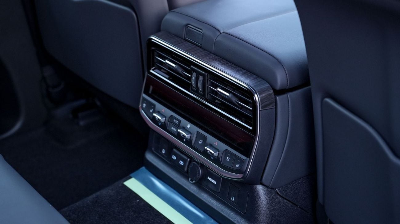 Toyota Land Cruiser 3.5T VXR Hybrid 2025 MY EXPORT