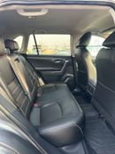 Toyota RAV4 XLE 4WD push start,leather seats 2021