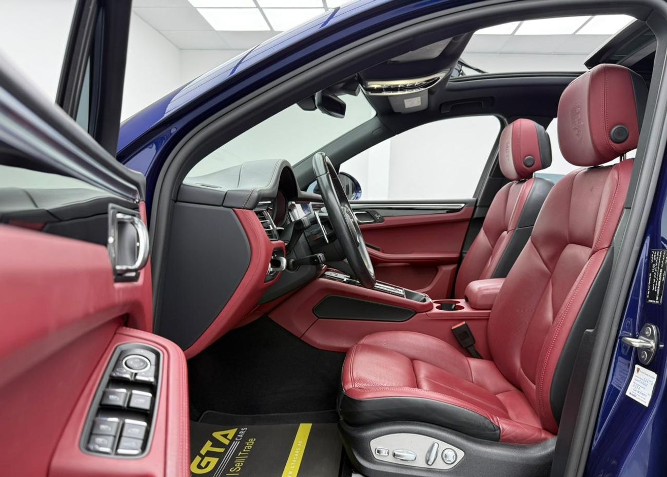 بورش ماكان S 2.9L (375 HP) 2022 Porsche Macan S, 2026 Porsche Warranty, Full Porsche Service History, Fully Loa