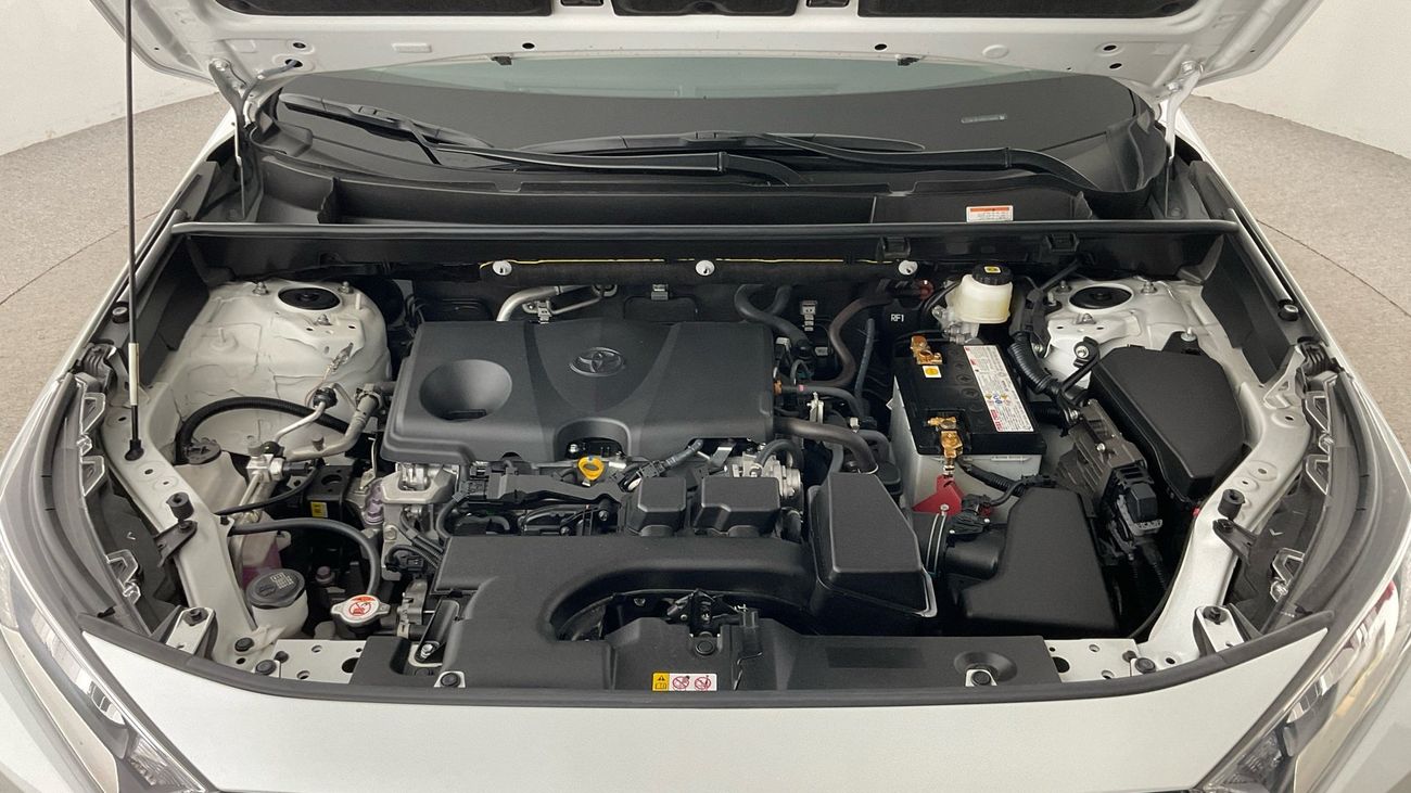 تويوتا راف ٤ 2.5 VX AUTO | شامل الضمان | 0 ﺪﻔﻋﺓ ﺃﻮﻟﻯ