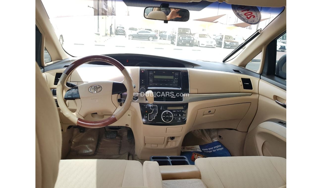 Toyota Previa 2014 GCC  No Accident No Paint A perfect Condition