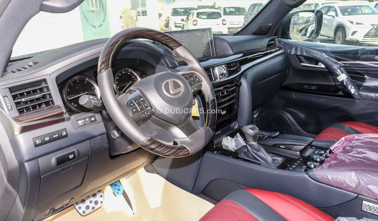 Lexus LX 570 S Black Edition Kuro