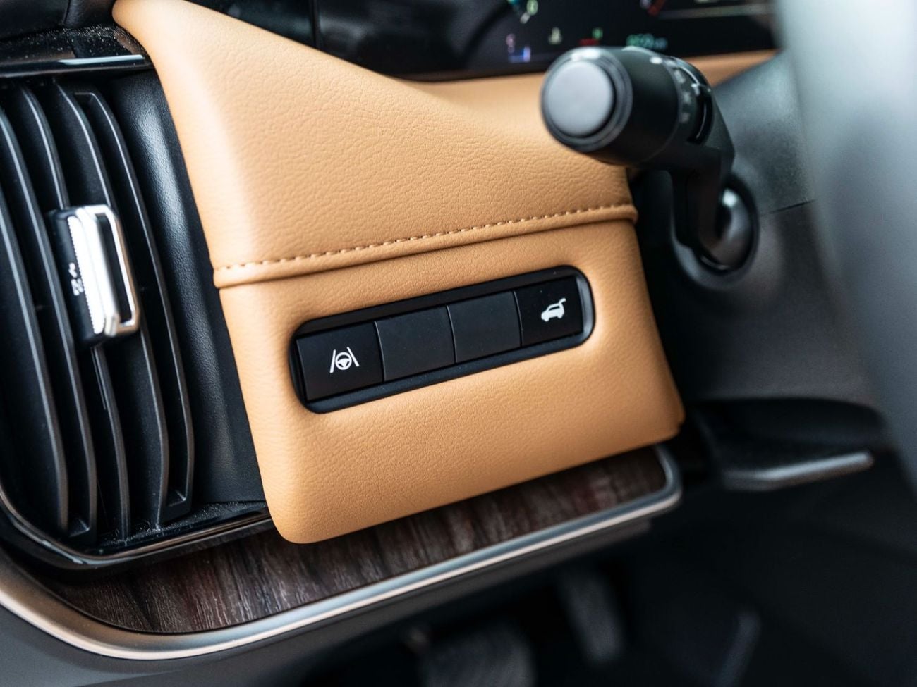 Nissan Patrol SE Titanium