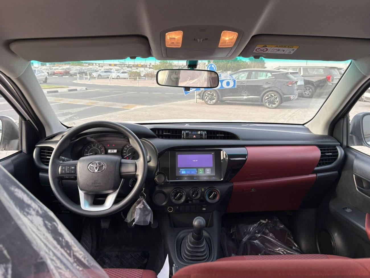 Toyota Hilux 2.0L petrol