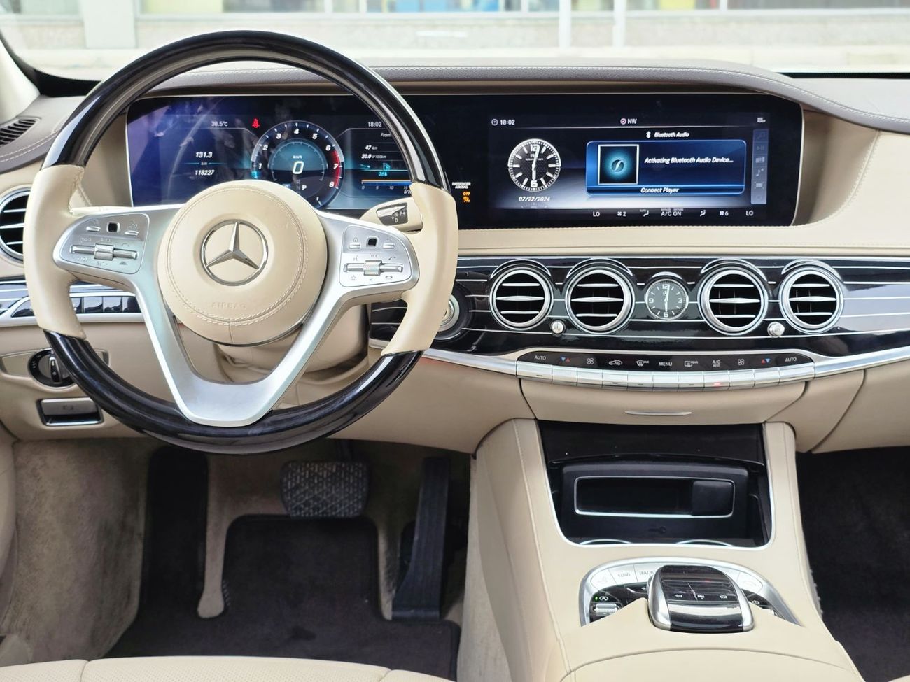 مرسيدس بنز S 560 اكسكلوسيف نسخة