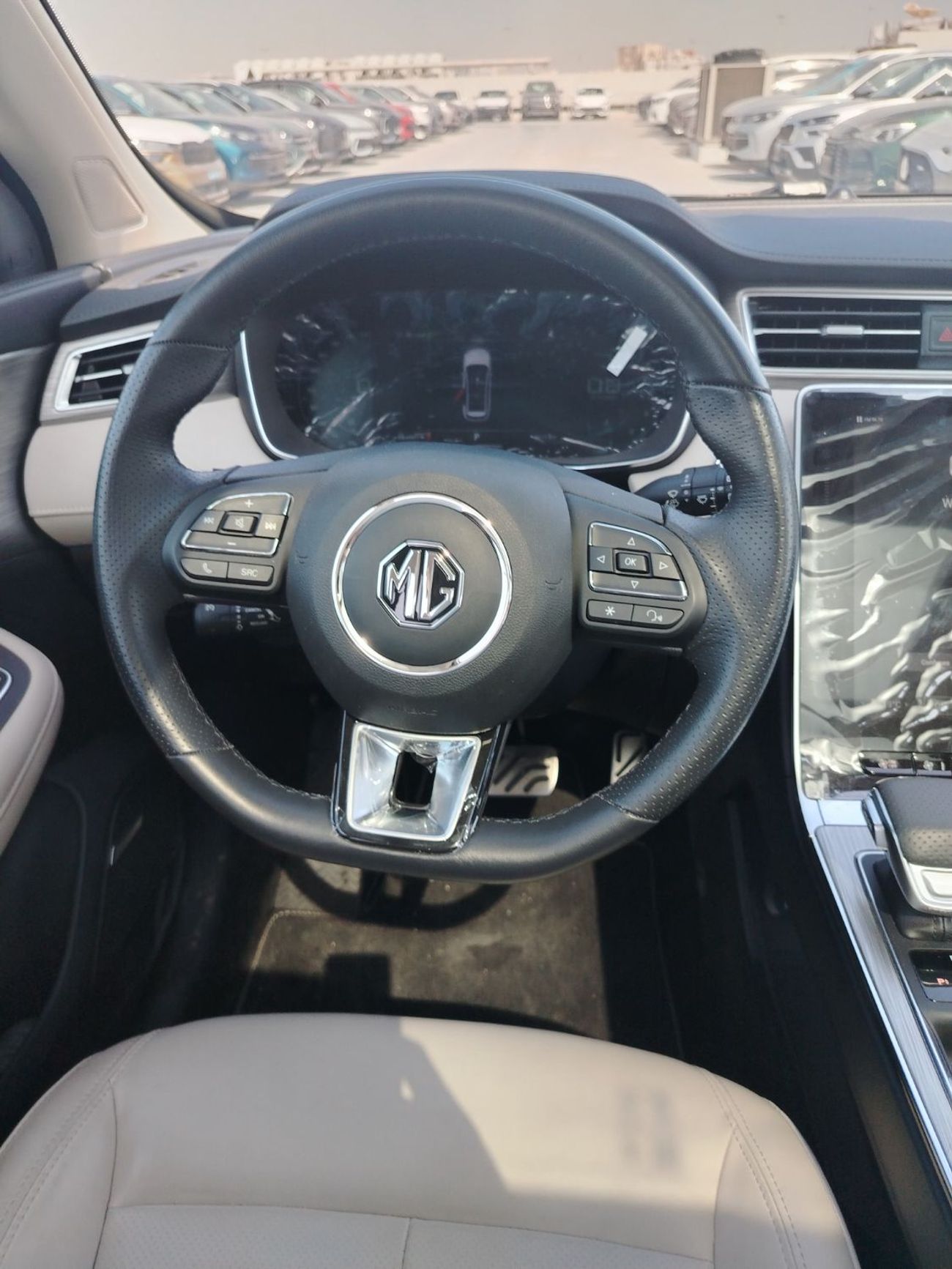 أم جي RX5 Deluxe option