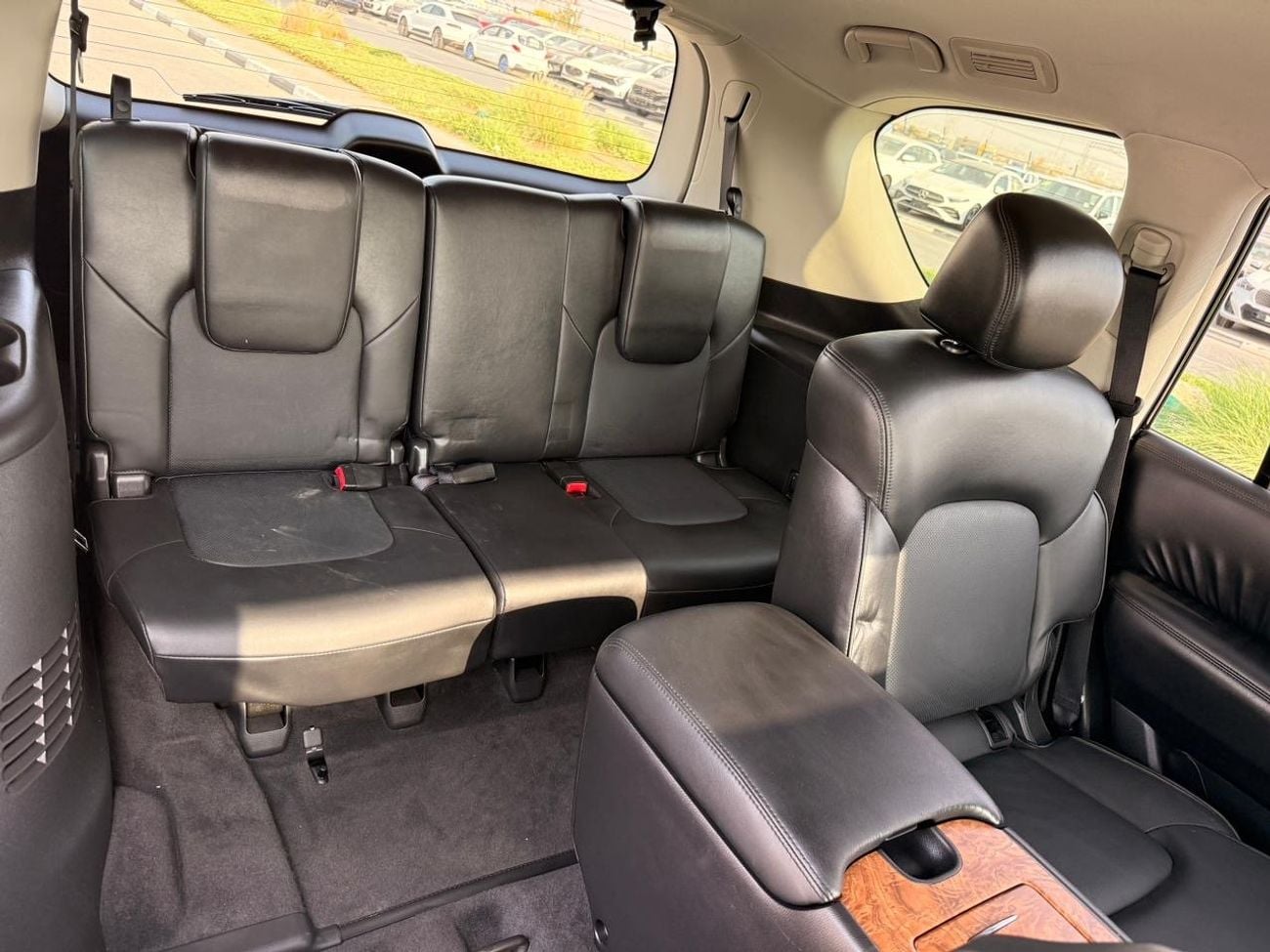 نيسان أرمادا SL full option Sunroof