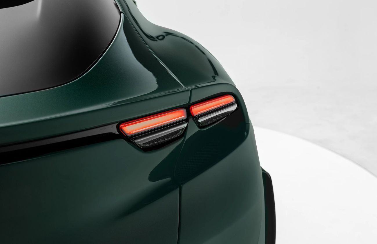 فيراري بوروسانجوي 6.5L V12 Naturally Aspirated Engine