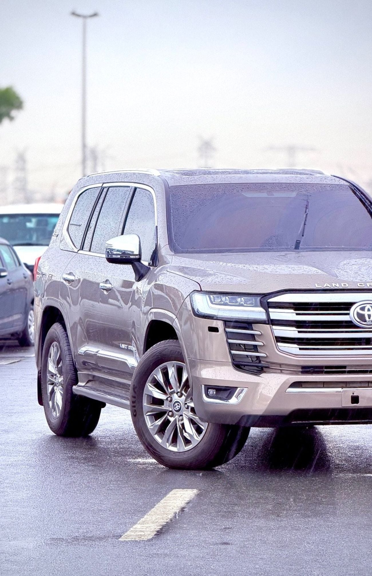 تويوتا لاند كروزر 2017 Model Facelift To Lc300 2025 Shape Exterior and Interior Both Very Clean And Perfect Condition