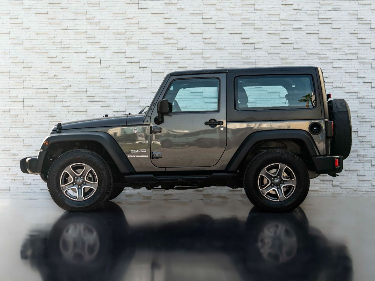 Jeep Wrangler Sport 3.6L A/T (5 Seater)