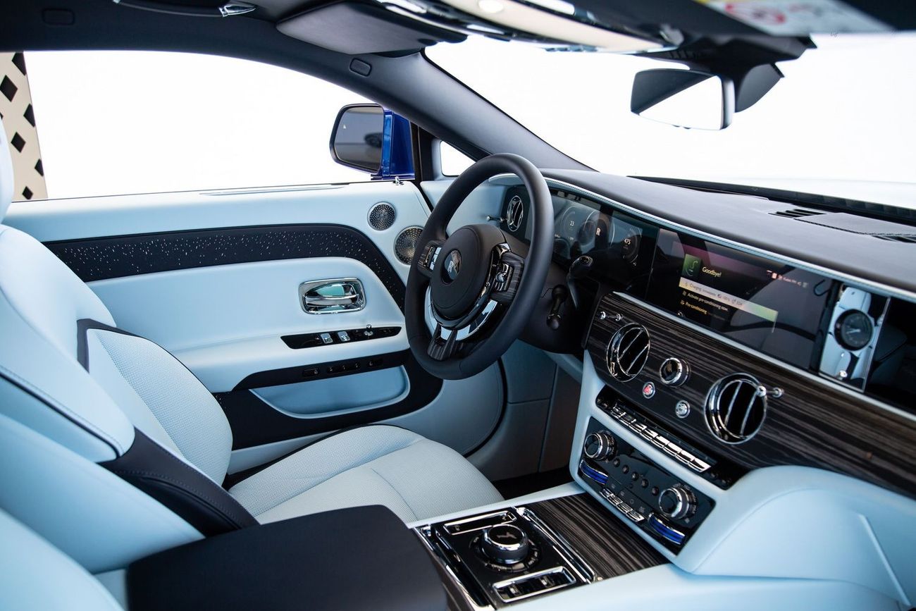 رولز رويس سبيكتر Rolls Royce Spectre