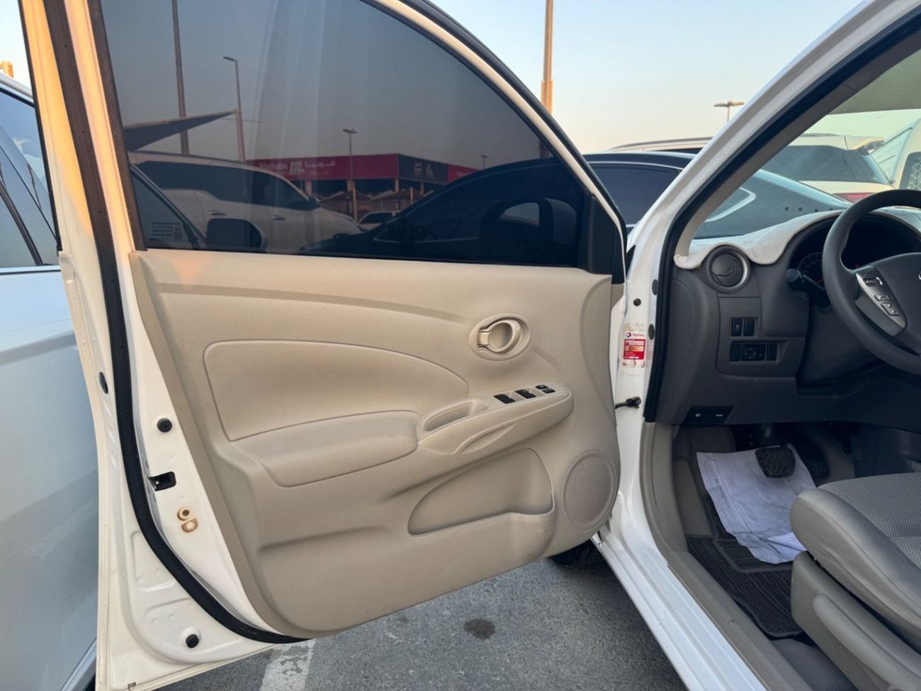 Nissan Sunny SL 1.5L full option all automatic window