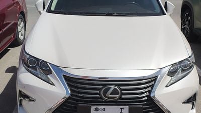 لكزس ES 350
