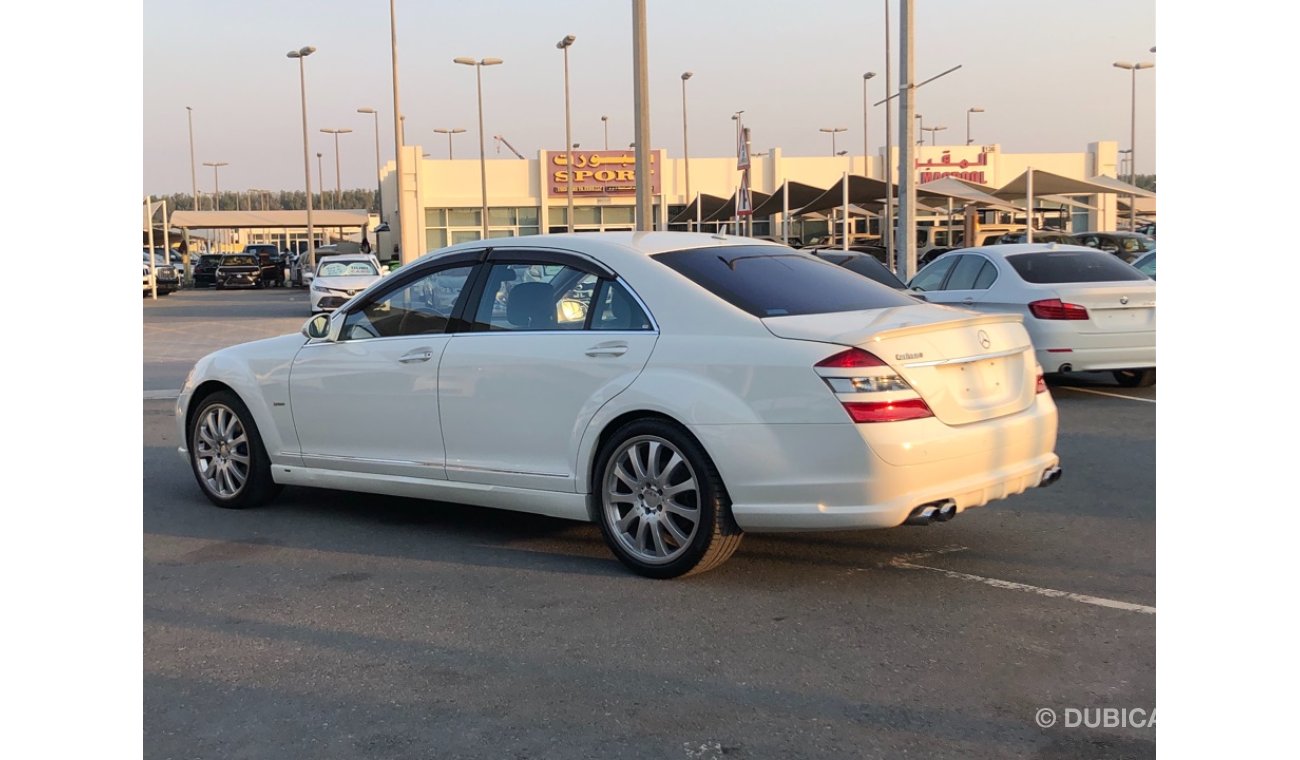 مرسيدس بنز S 550 موديل 2007 ياباني حاله ممتازه من الداخل والخارج فل مواصفات كراسي جلد ومثبت سرعه وتحكم كهربي كامل ونظ