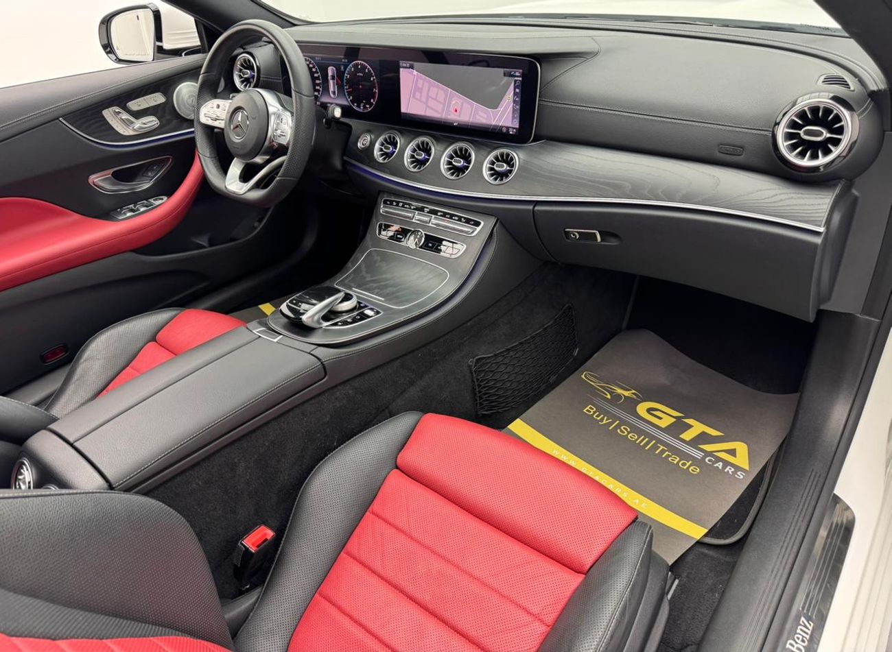 Mercedes-Benz E300 Coupe 2020 Mercedes-Benz E300, Mercedes Service History, 1 Year Warranty, GCC