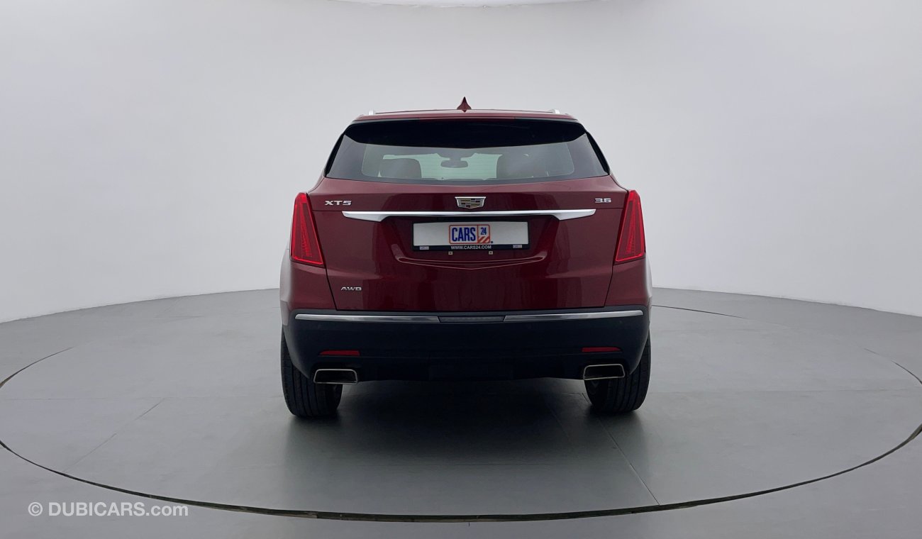 Cadillac XT5 BASE 3600