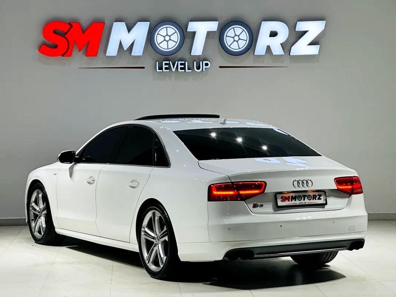 Audi S8 TOP