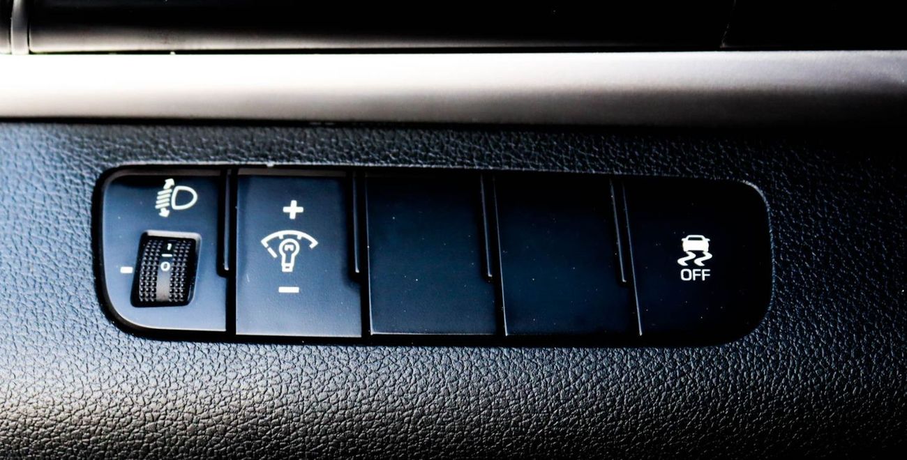 هيونداي إلانترا HYUNDAI ELANTRA 2019 GCC IN EXCELLENT CONDITION