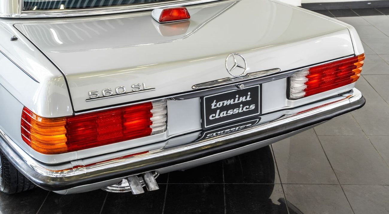 مرسيدس بنز SL 560