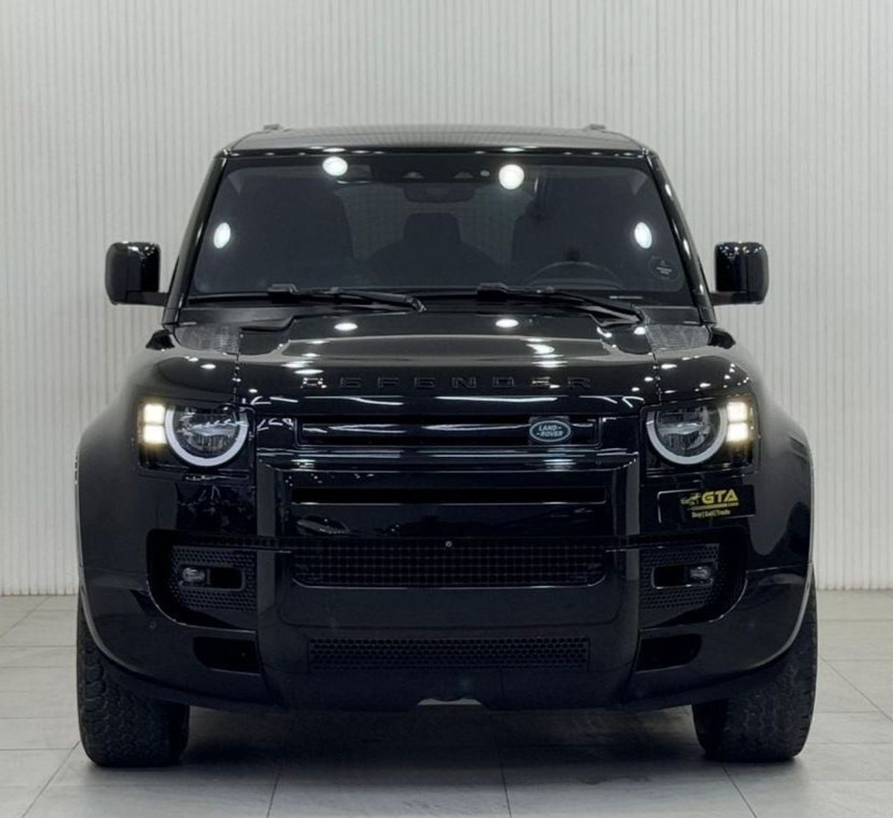 لاند روفر ديفندر 110 S P300 2.0L 2021 Land Rover Defender P300 S 110, Feb 2026 Land Rover Warranty, GCC