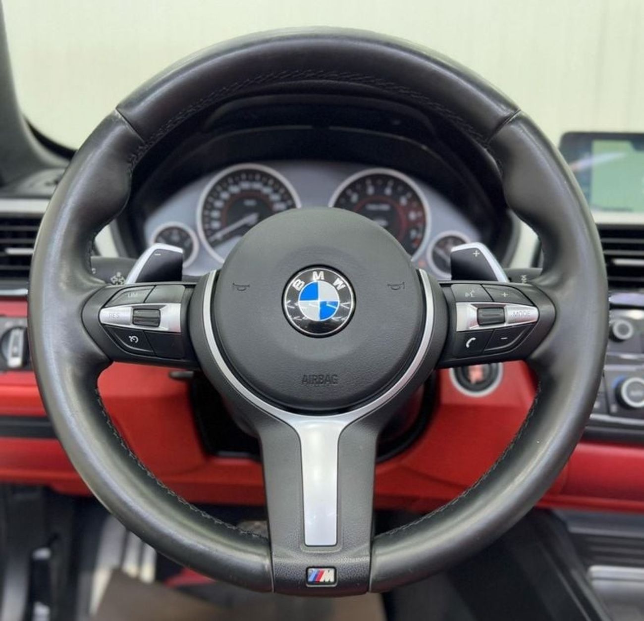 بي أم دبليو 440i M Sport 3.0L 2017 BMW 440i M-Sport Convertible, Service History, Excellent Condition, GCC