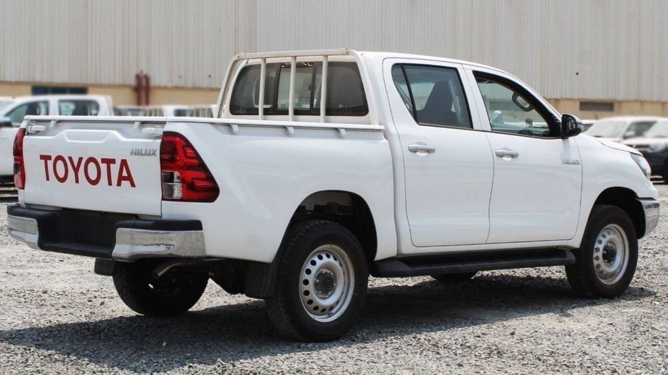 Toyota Hilux GL TOYOTA  HILUX 2.7L MT BASIC GCC