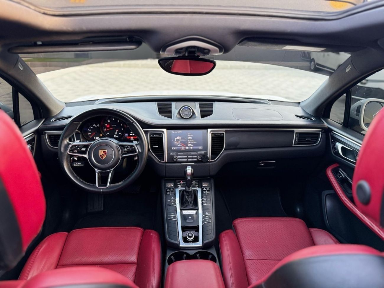 بورش ماكان Std 2.0L (260 HP)